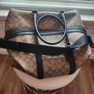 COACH DUFFLE BAG